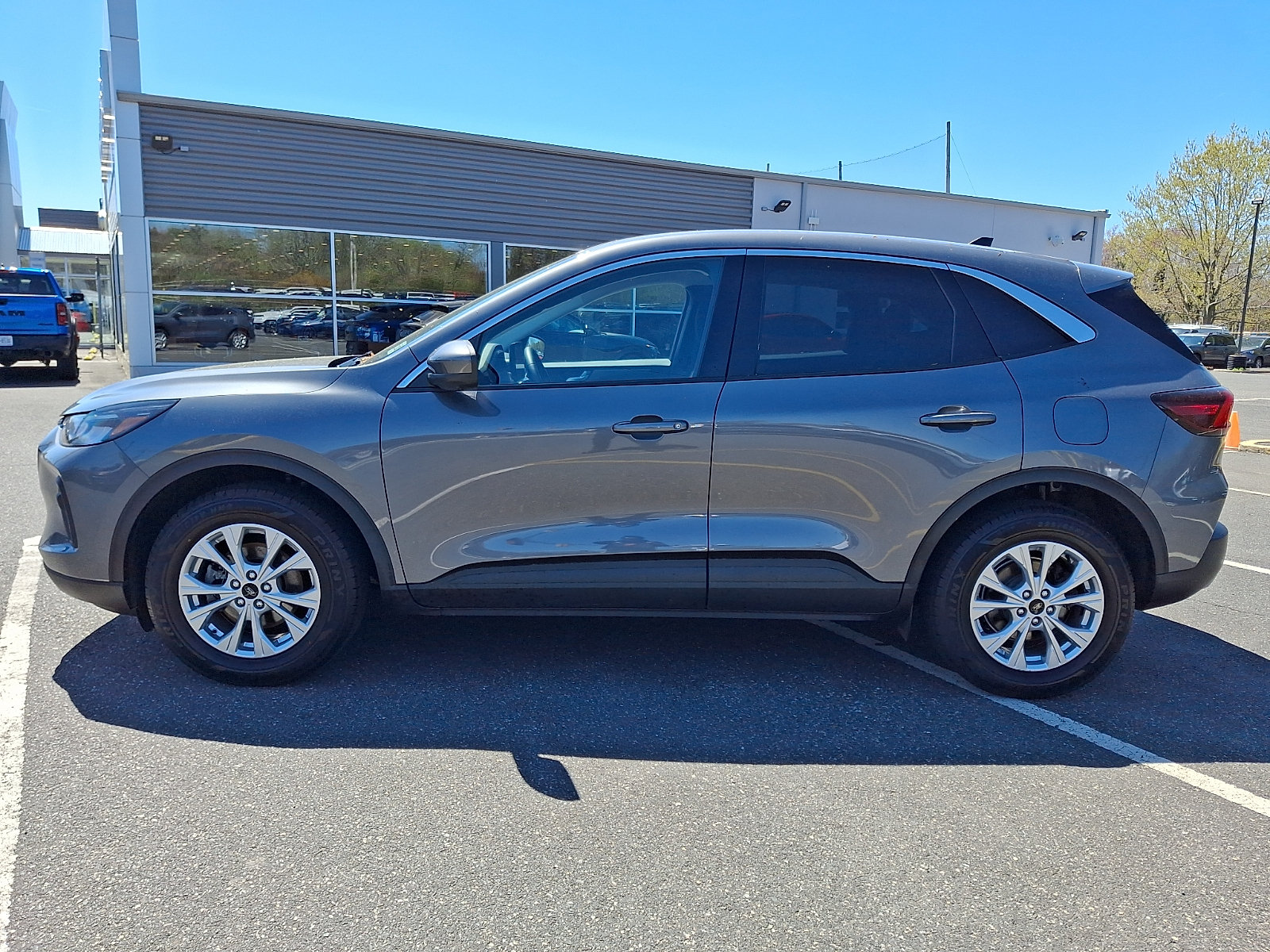 Certified 2023 Ford Escape Active w/ Tech Pack #2 AWD/4WD image 6