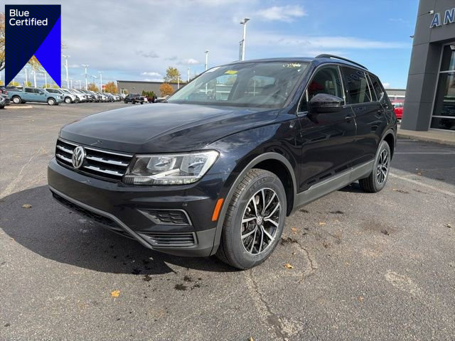 Used 2021 Volkswagen Tiguan SE w/ Panoramic Sunroof Package image 1