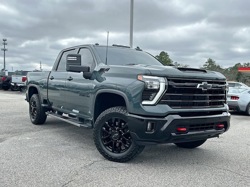 Used 2025 Chevrolet Silverado 2500 LTZ w/ Trail Boss Package image 5