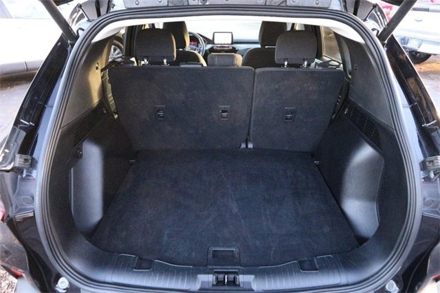 Certified 2024 Ford Escape Active w/ Cold Weather Package image 7