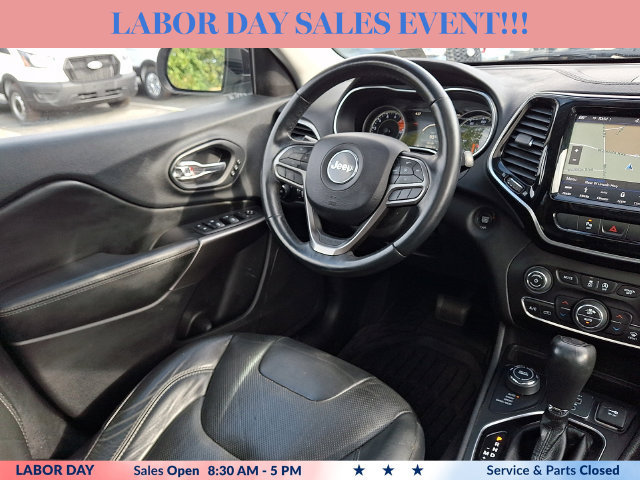Used 2019 Jeep Cherokee Limited AWD/4WD image 14