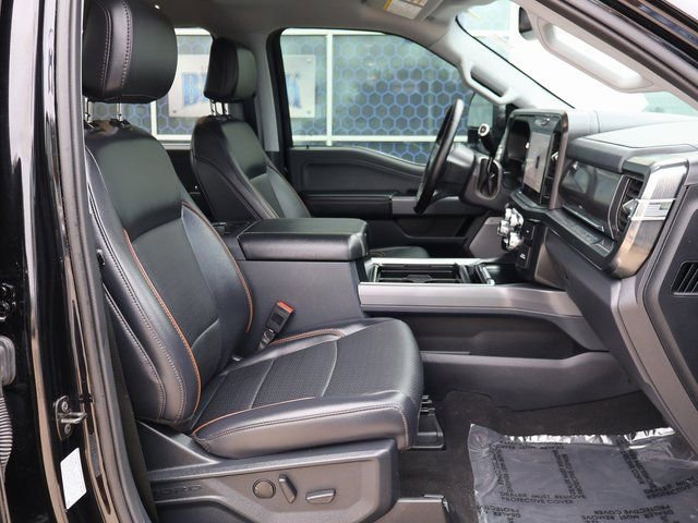 Certified 2025 Ford F350 Lariat w/ Chrome Package image 18