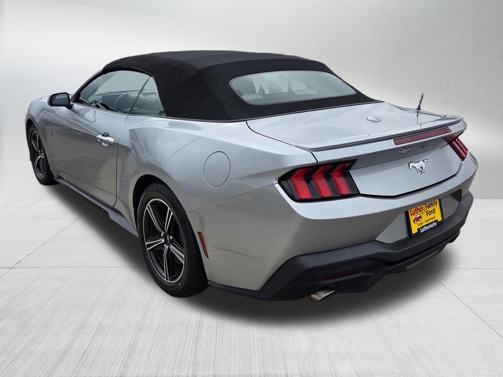 Certified 2024 Ford Mustang Premium RWD image 5