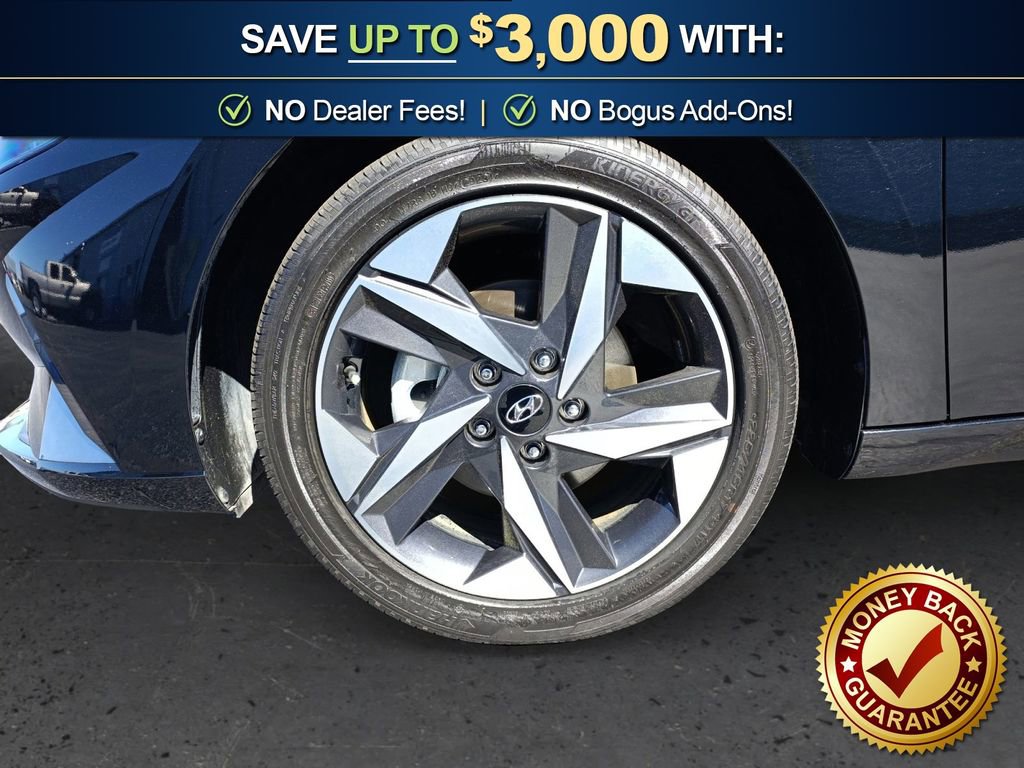 Used 2023 Hyundai Elantra Limited w/ Cargo Package FWD image 13