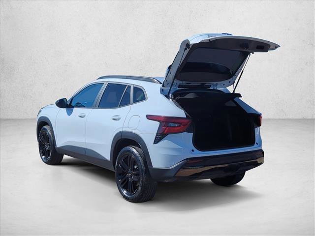 Used 2025 Chevrolet Trax ACTIV w/ Driver Confidence Package image 6