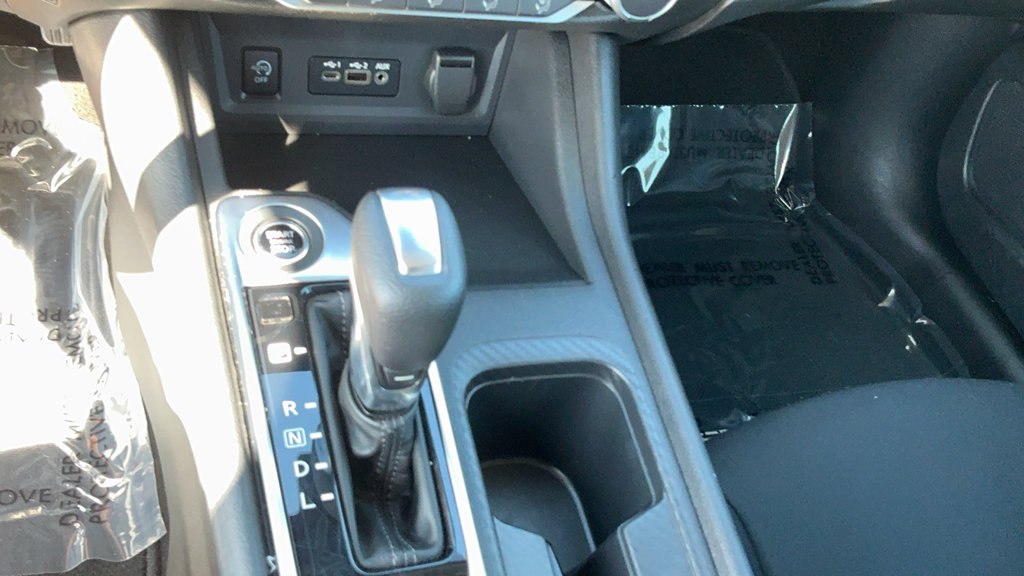 Used 2024 Nissan Sentra SV FWD image 27