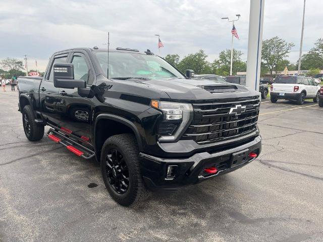 Used 2025 Chevrolet Silverado 2500 LT w/ Trail Boss Package AWD/4WD image 8
