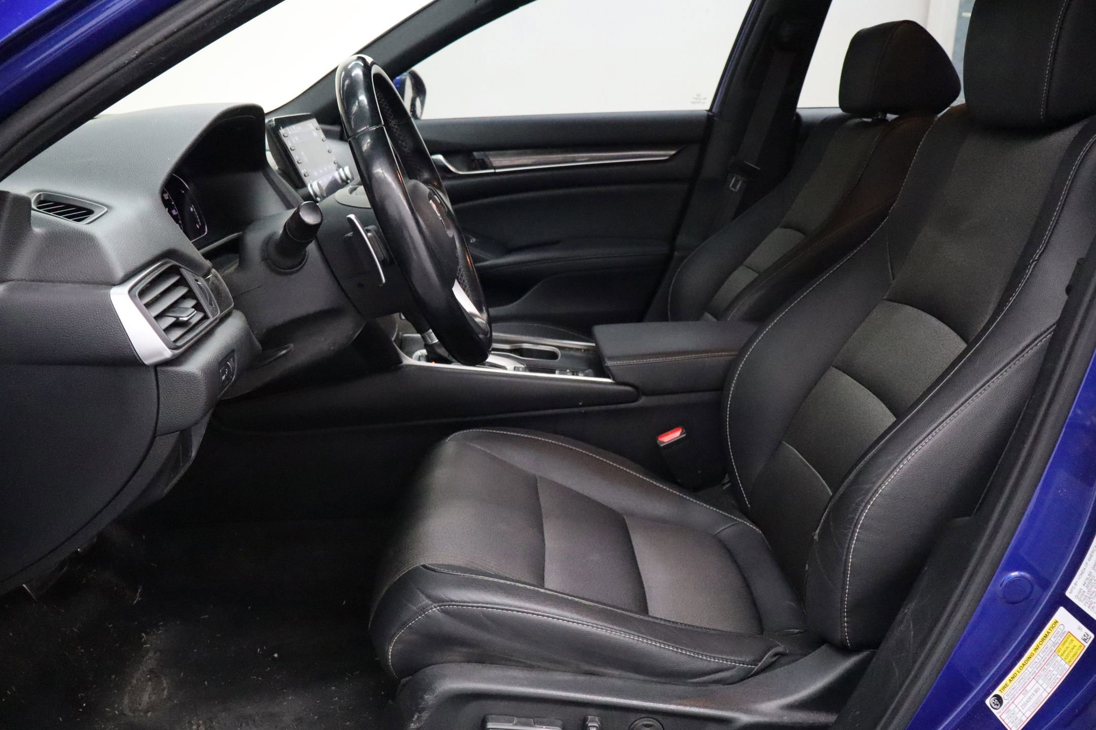 Used 2020 Honda Accord Sport image 14