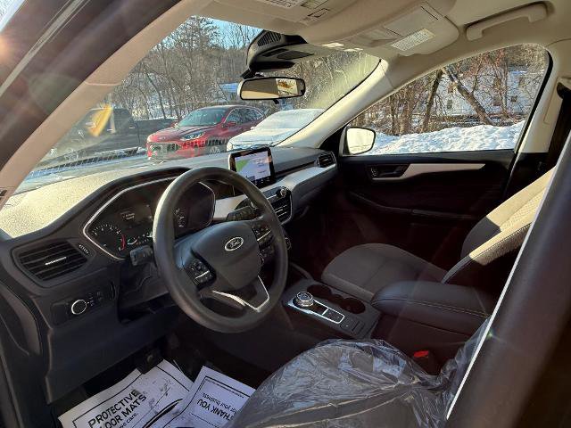 Certified 2022 Ford Escape SE image 9