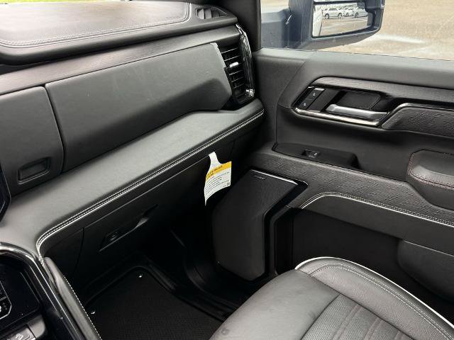 Used 2024 GMC Sierra 2500 AT4X AWD/4WD image 28