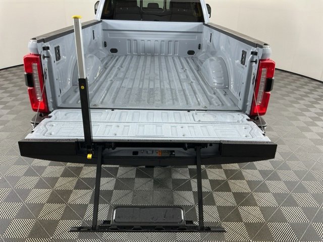 Certified 2024 Ford F350 Lariat w/ Camper Package image 8