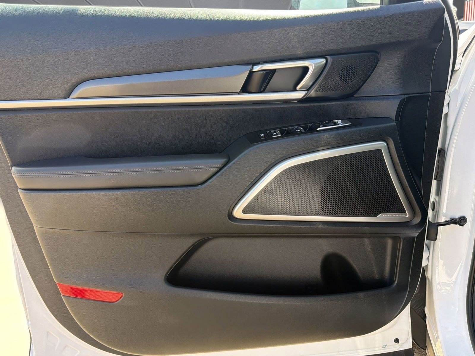 Used 2024 Kia Telluride S w/ S Sunroof Package AWD/4WD image 12