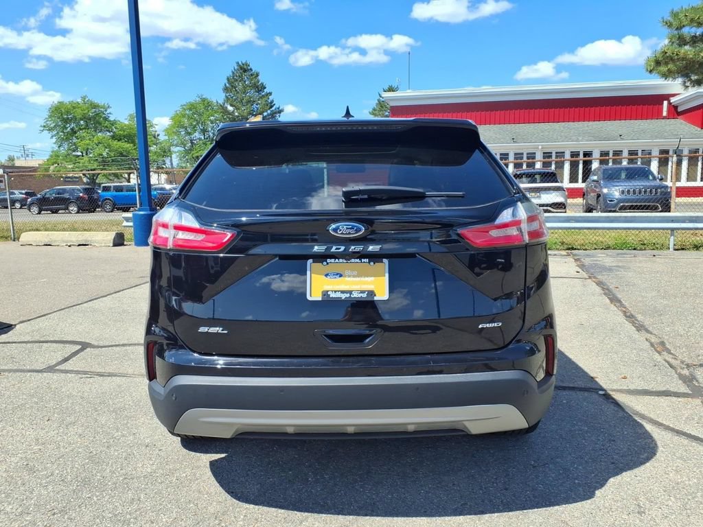 Certified 2024 Ford Edge SEL w/ Convenience Package AWD/4WD image 7