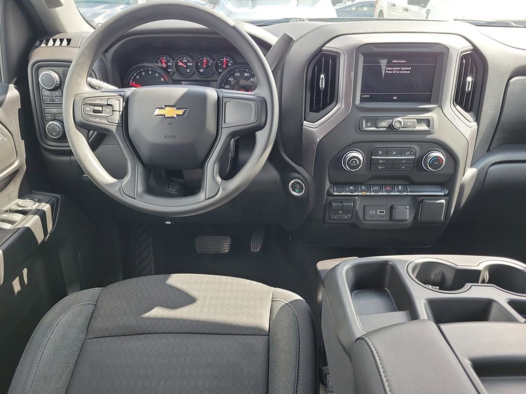 Used 2023 Chevrolet Silverado 1500 Custom image 12