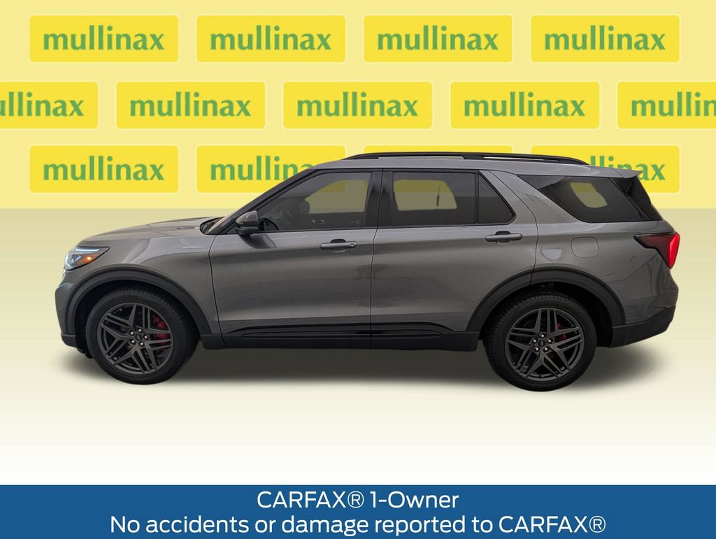 Certified 2025 Ford Explorer ST w/ Sun And Sound Package AWD/4WD image 11