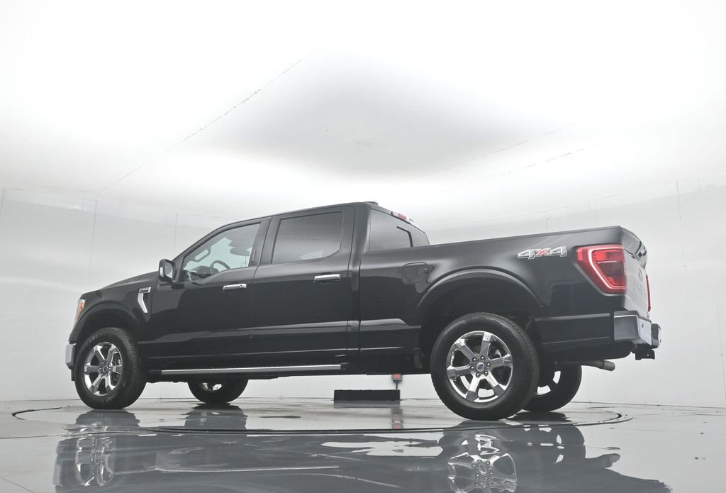 Certified 2022 Ford F150 XLT w/ Equipment Group 302A High image 19