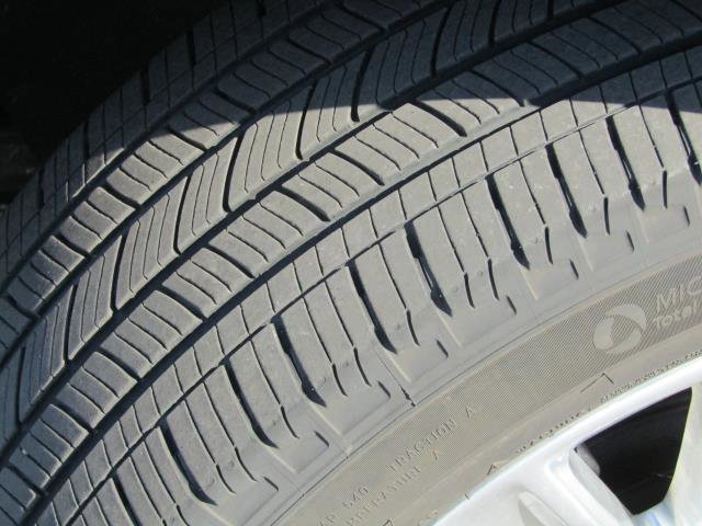 Certified 2023 Ford Explorer Limited w/ Limited Technology Package AWD/4WD image 10