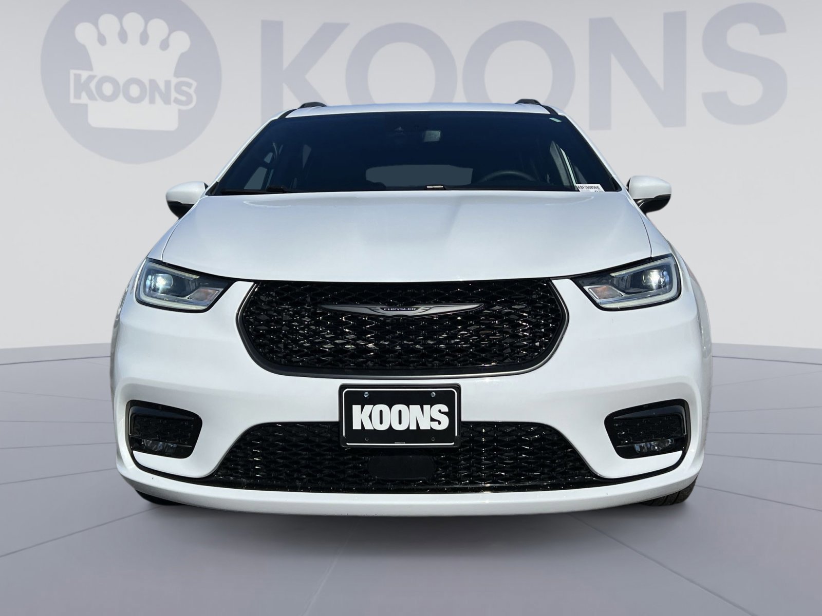 Used 2023 Chrysler Pacifica Touring-L w/ S Appearance Package image 8