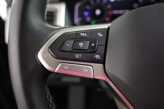 Used 2022 Volkswagen Atlas SEL AWD/4WD image 17