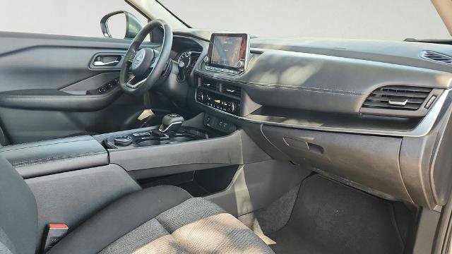 Used 2024 Nissan Rogue SV AWD/4WD image 31