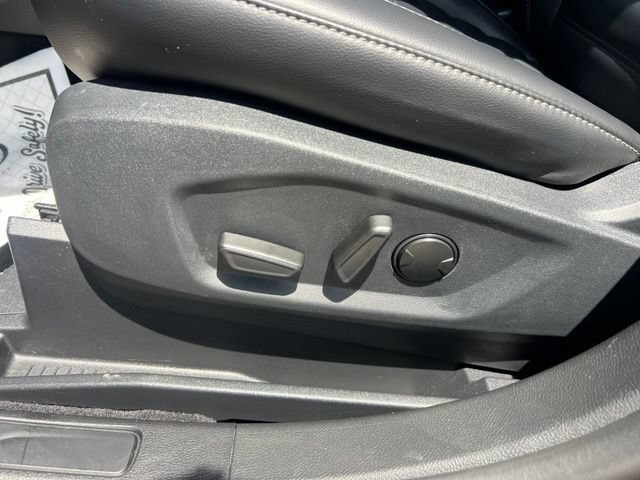 Certified 2024 Ford Edge SEL w/ Convenience Package AWD/4WD image 19