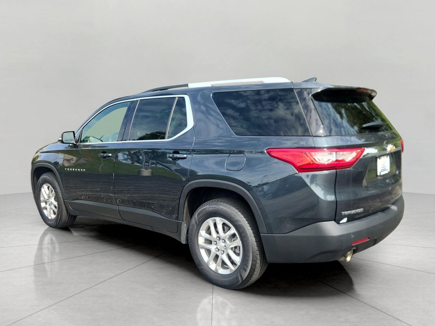Used 2018 Chevrolet Traverse LT FWD image 13