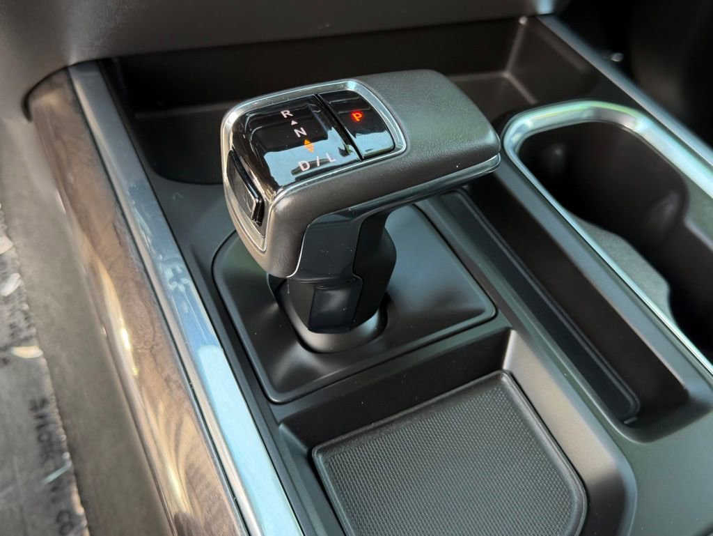 Used 2022 Chevrolet Silverado 1500 LTZ w/ LTZ Convenience Package II image 27