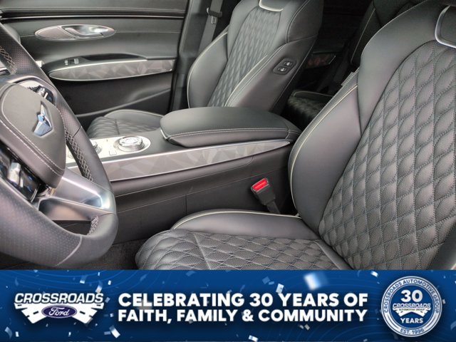 Used 2022 Genesis GV70 3.5T Sport w/ Sport Advanced Package AWD/4WD image 16