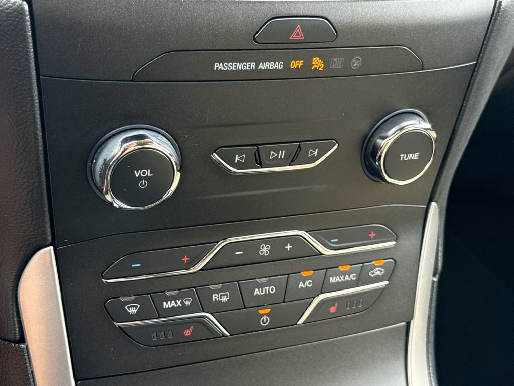 Certified 2020 Ford Edge SEL w/ Convenience Package image 22