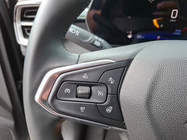 Used 2025 Chevrolet TrailBlazer LT w/ Convenience Package FWD image 19