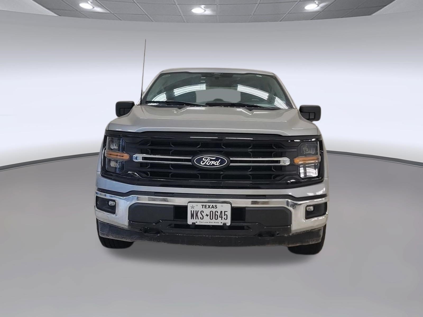 Certified 2025 Ford F150 XLT w/ Equipment Group 301A Standard AWD/4WD image 4