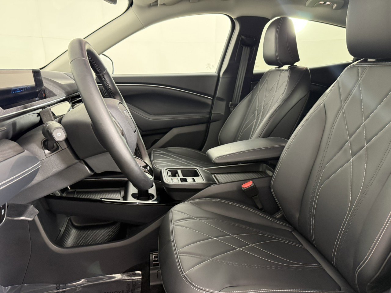 Certified 2025 Ford Mustang Mach-E Select w/ Comfort Package Lite image 14