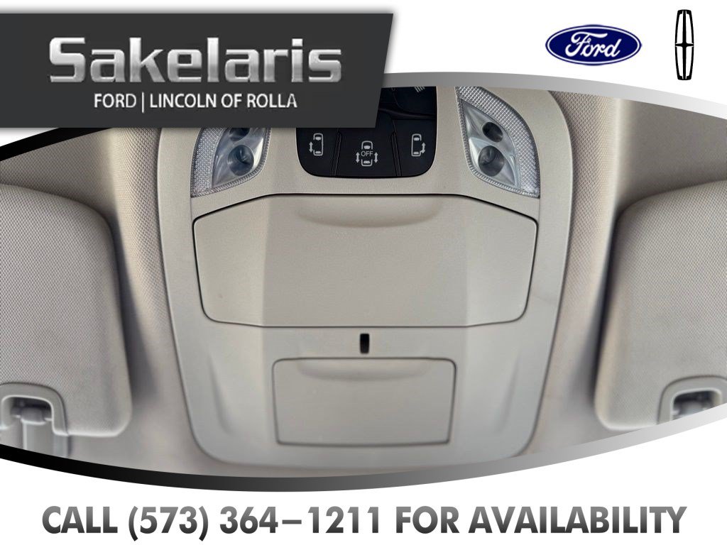 Used 2022 Chrysler Pacifica Touring-L FWD image 34