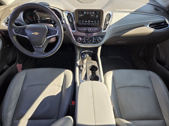 Used 2018 Chevrolet Malibu LT w/ Leather Package image 23