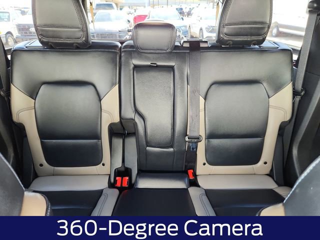 Certified 2024 Ford Bronco Wildtrak image 16