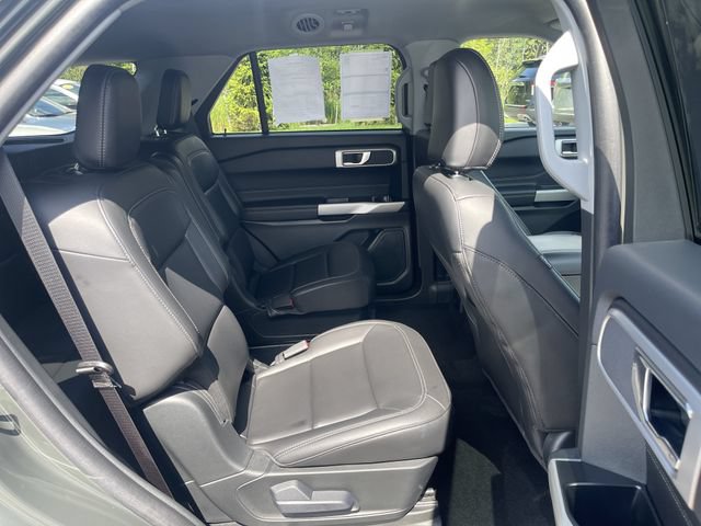 Certified 2024 Ford Explorer XLT w/ Equipment Group 202A AWD/4WD image 17