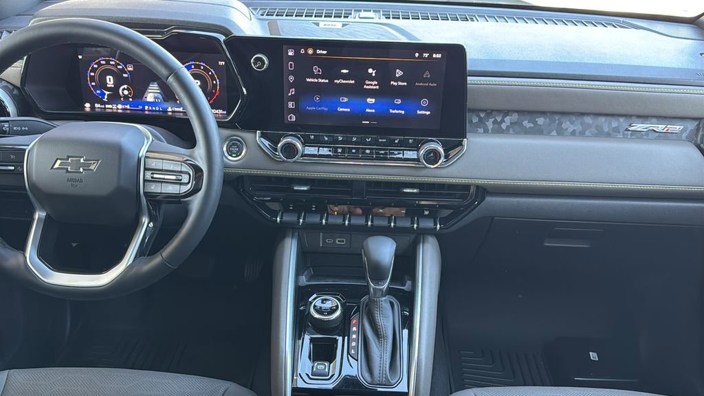 Used 2025 Chevrolet Colorado ZR2 w/ Technology Package image 12
