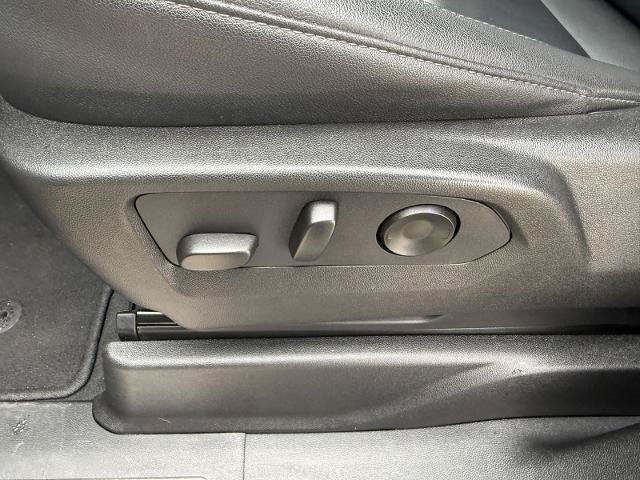 Used 2024 Chevrolet Tahoe LT AWD/4WD image 18