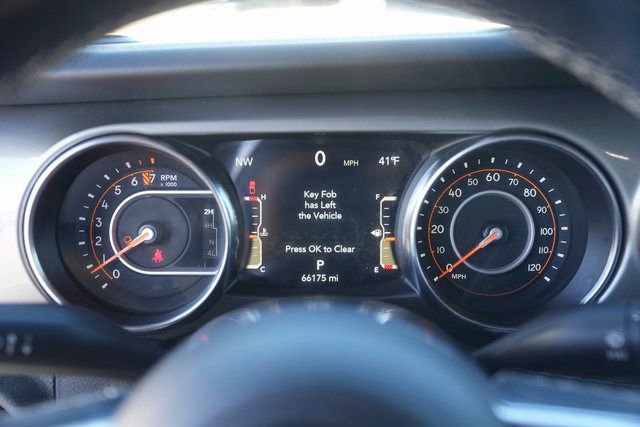 Used 2022 Jeep Gladiator Overland w/ Auxiliary Switch Group image 18
