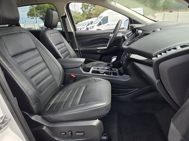 Certified 2018 Ford Escape Titanium w/ Ford Safe & Smart Package FWD image 19