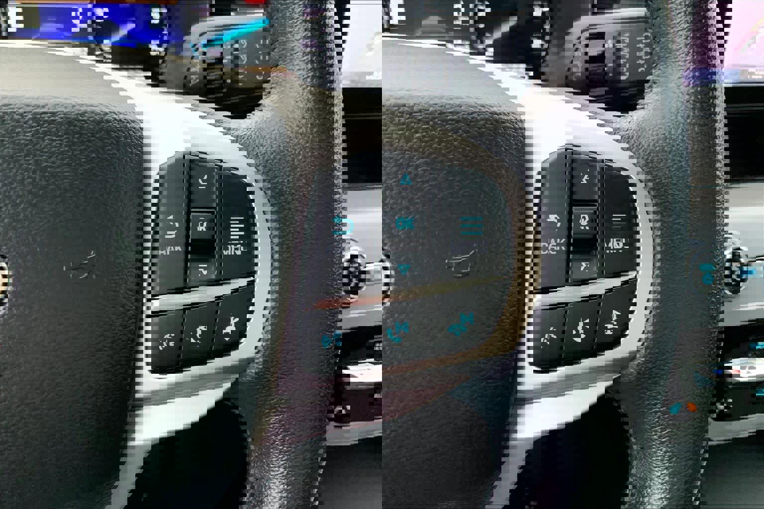 Certified 2023 Ford Explorer XLT w/ Equipment Group 202A image 25