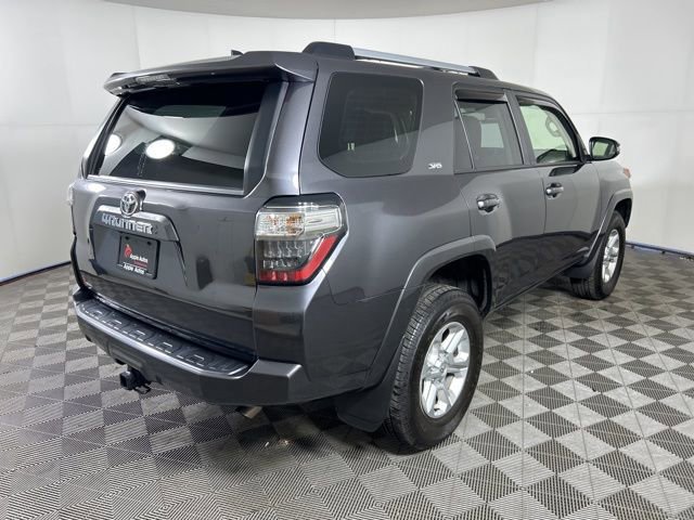 Used 2023 Toyota 4Runner SR5 Premium w/ SR5 Premium Package AWD/4WD image 4