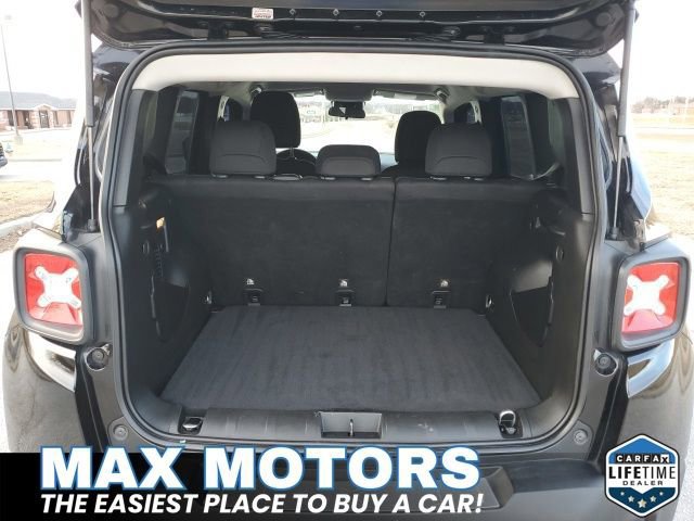 Used 2021 Jeep Renegade Latitude image 11