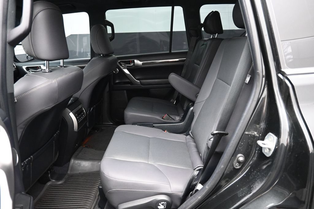 Used 2023 Lexus GX 460 Premium AWD/4WD image 25