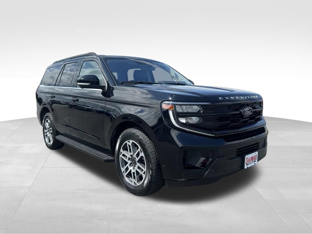 Certified 2025 Ford Expedition Active AWD/4WD image 7