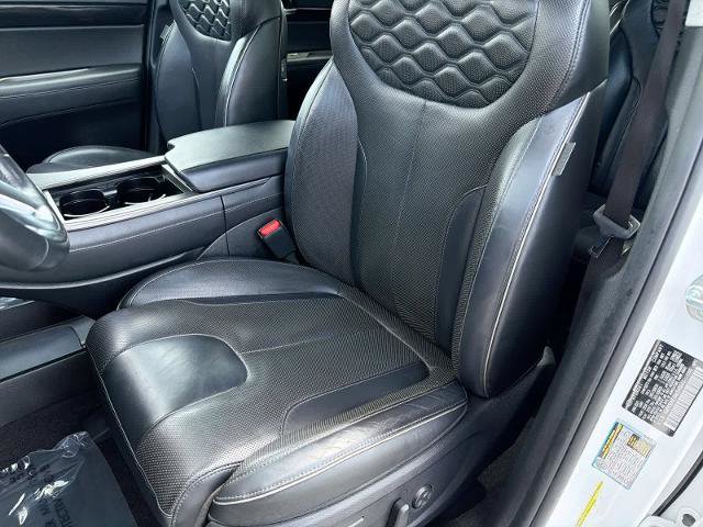Used 2022 Hyundai Palisade Limited AWD/4WD image 17