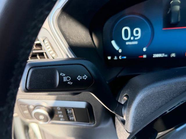 Certified 2025 Ford Escape Platinum AWD/4WD image 31