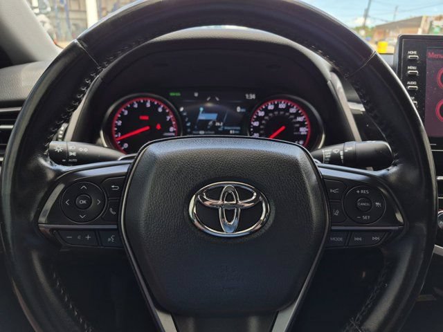 Used 2023 Toyota Camry XSE FWD image 18