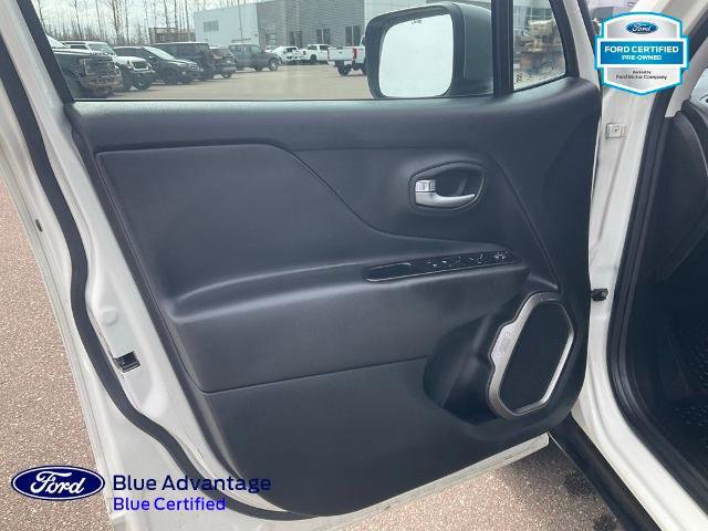 Used 2020 Jeep Renegade Limited AWD/4WD image 16