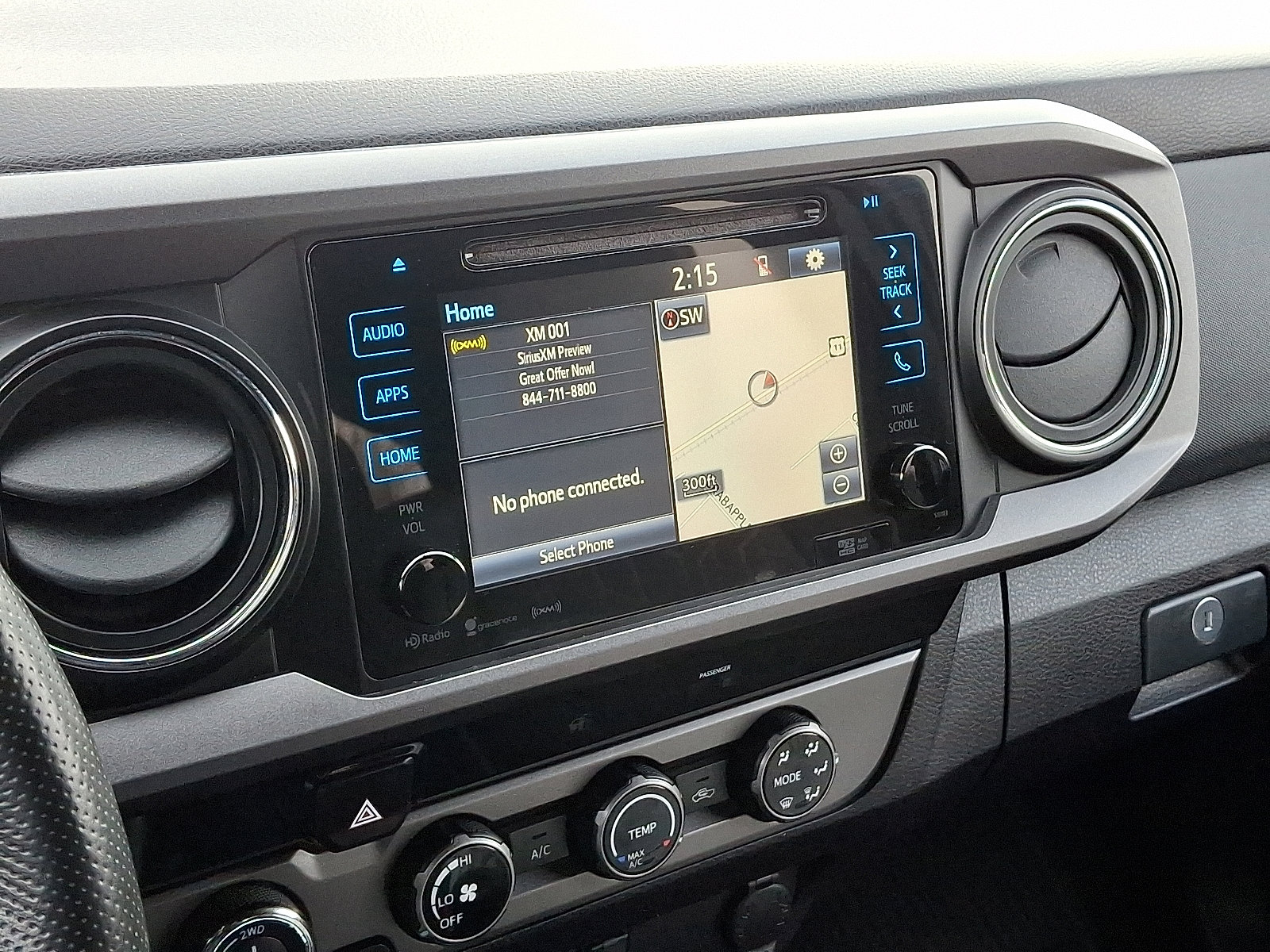 Used 2017 Toyota Tacoma TRD Off-Road image 23